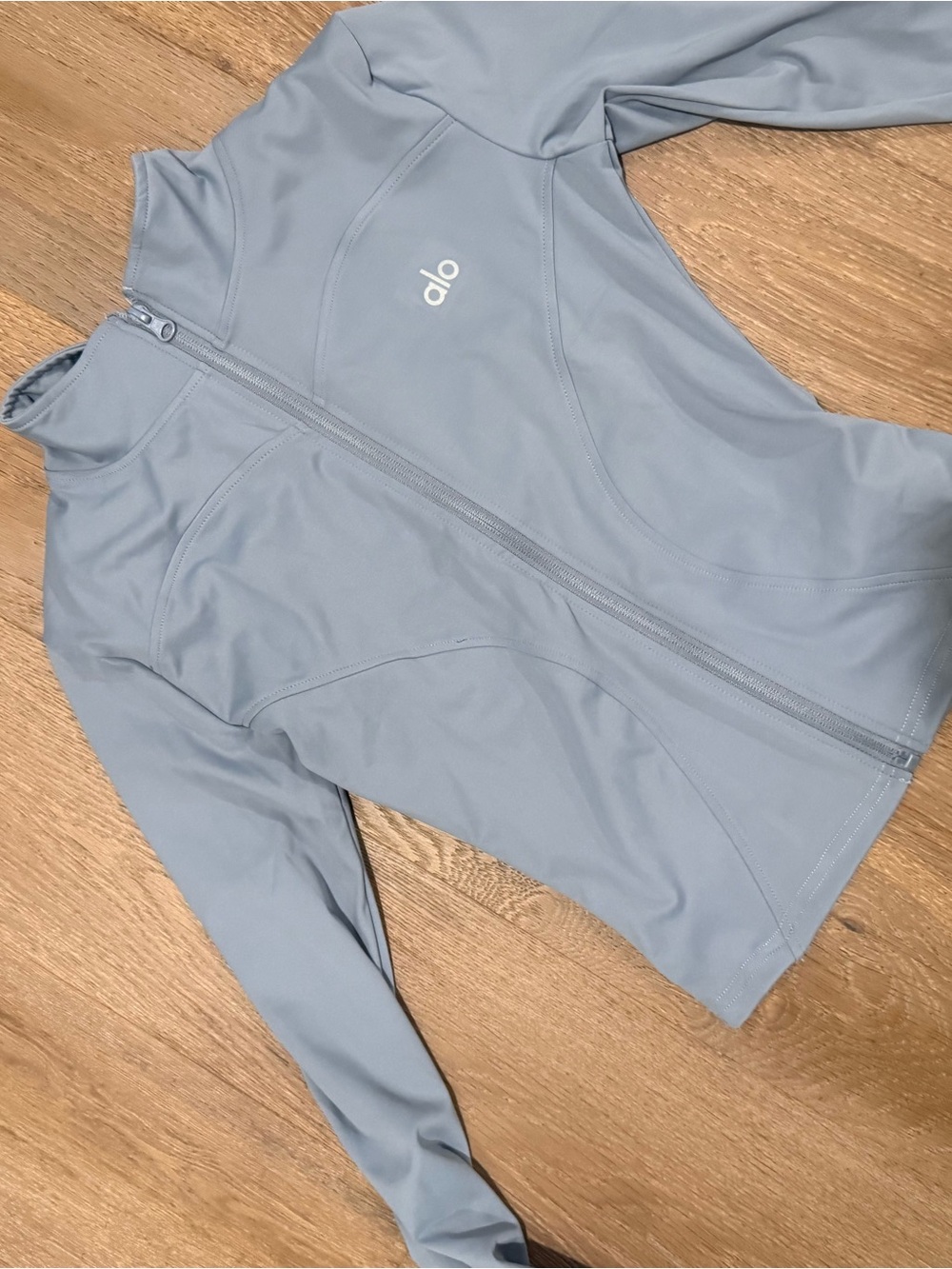ALO Yoga Women's Dusty Blue Zip Utility Jacket